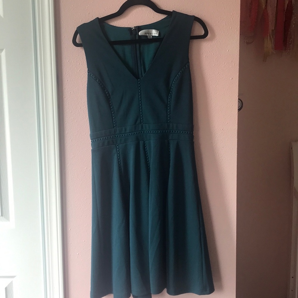 Adelyn Rae dress size M